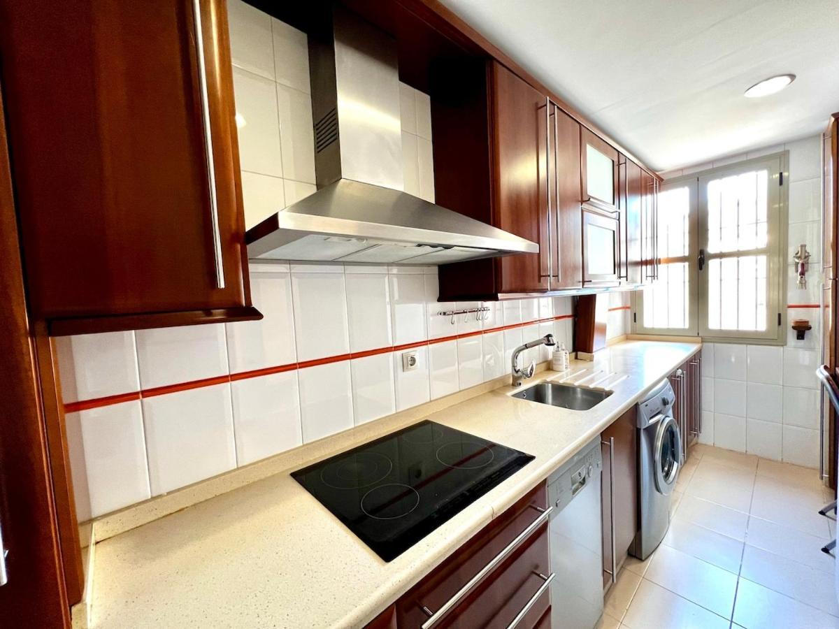 Beatas Espectacular Nueva Vivienda En Centro Historico Sinese Design Homes Lejlighed